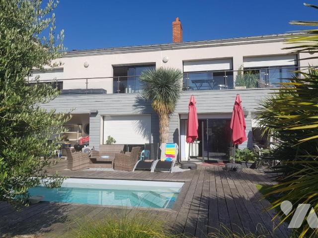 Maison 5 pièces 157 m² · à Divatte-sur-Loire · 157 m² · 400 000 €