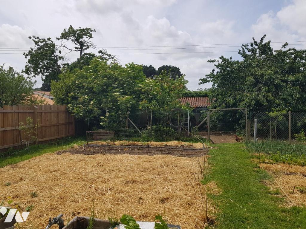 Terrain 621 m² · au Pallet · 621 m² · 120 000 €