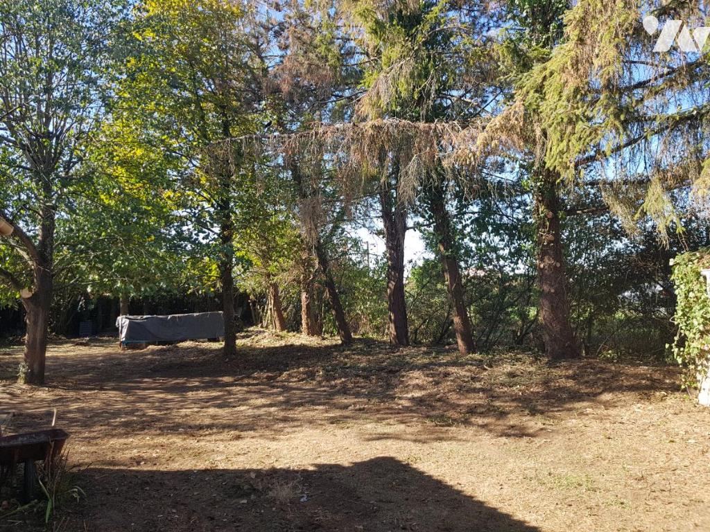 Terrain 660 m² · au Pallet · 660 m² · 92 000 €