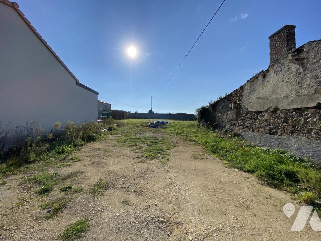 Terrain 369 m² · à Les Sorinières · 369 m² · 87 000 €