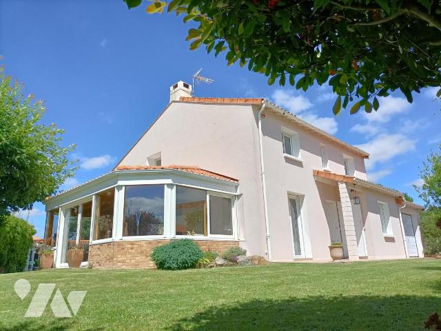 Maison 6 pièces 201 m² · à Saint-Sébastien-sur-Loire · 201 m² · 703 000 €
