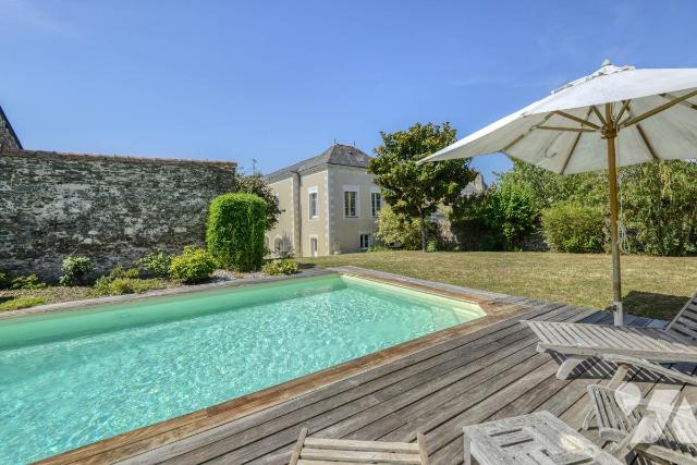 Maison 12 pièces 310 m² · à Ancenis-Saint-Géréon · 310 m² · 750 000 €