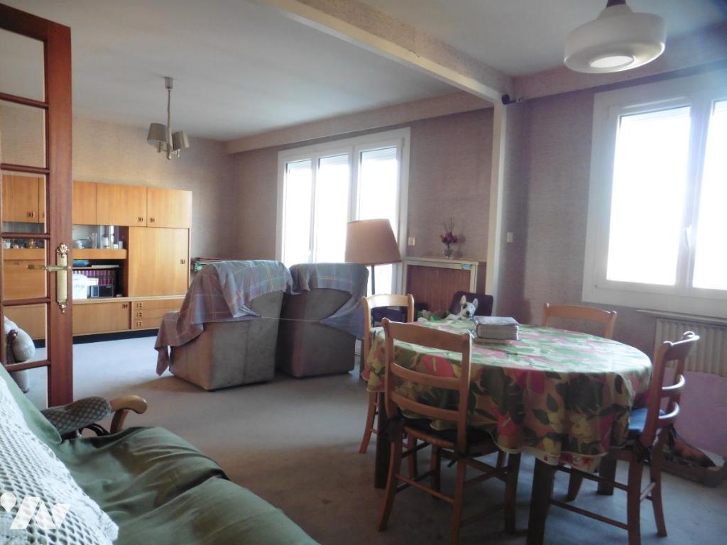 Appartement 4 pièces 77 m² · à Nantes · 76,8 m² · 210 000 €