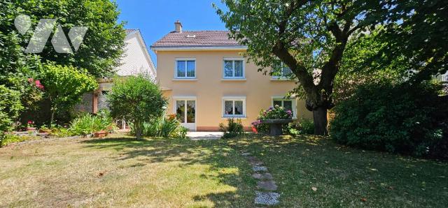 Maison 7 pièces 117 m² · à Nantes · 116,8 m² · 430 000 €