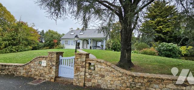 Vente - Maison / villa - ST MARS DU DESERT - 139,49 m² - 9 pièces - 44066-1110