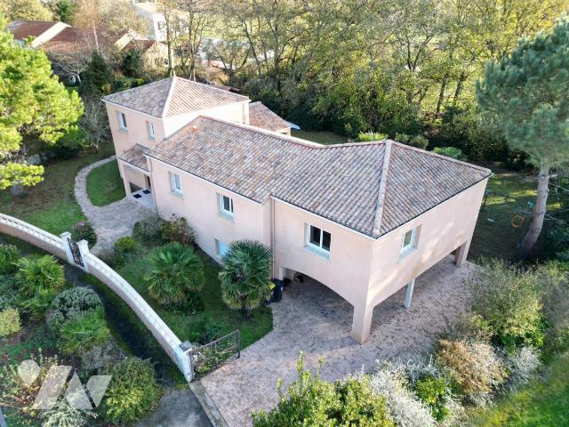Maison 8 pièces 181 m² · à Pornic · 181 m² · 550 000 €