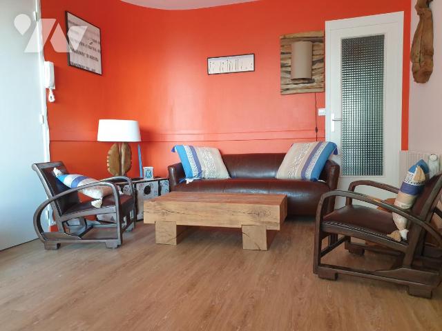 Location - Appartement - LA BAULE ESCOUBLAC - 54,04 m² - 3 pièces - 44080-L242