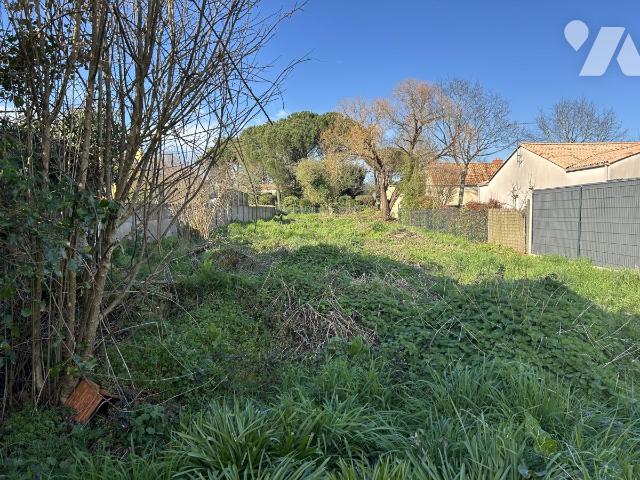 Terrain 796 m² · à Pellerin · 796 m² · 110 000 €