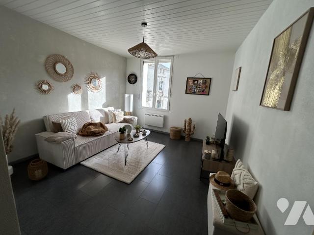 Immeuble 155 m² · à Le Pellerin · 155 m² · 290 000 €