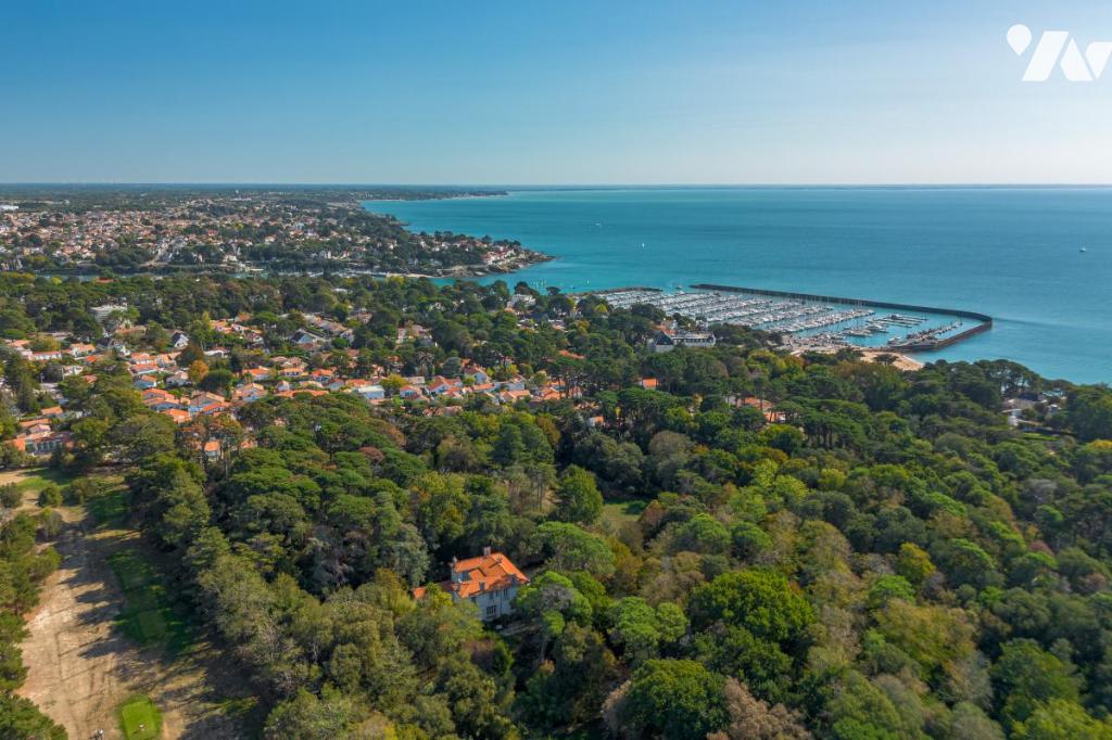 Maison 12 pièces 400 m² · à Pornic · 400 m² · 2 117 420 €