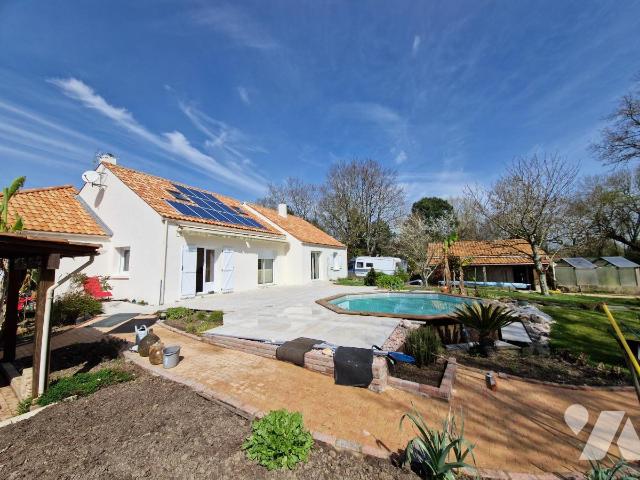 Vente - Maison / villa - PORNIC - 212 m² - 10 pièces - 44086-1304