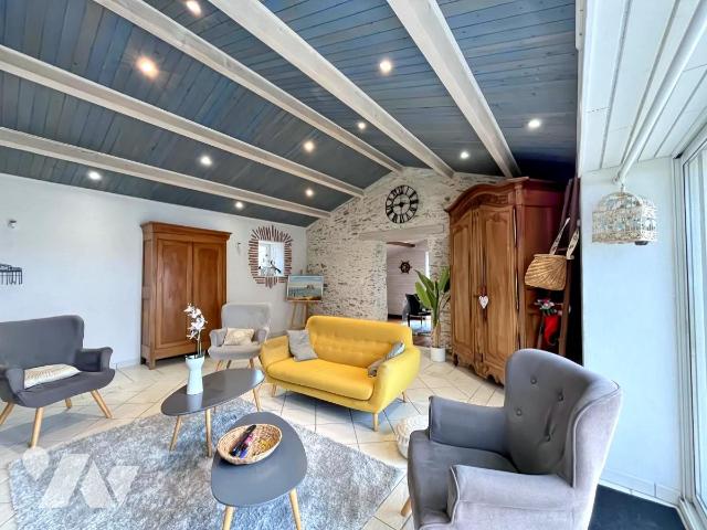 Maison 7 pièces 128 m² · à Saint-Michel-Chef-Chef · 128 m² · 385 000 €