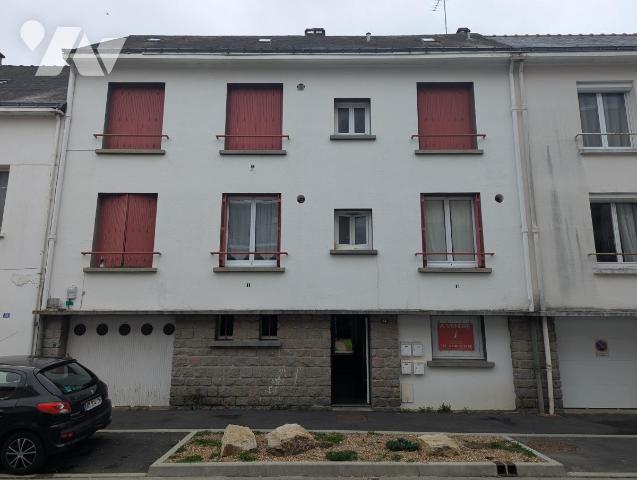 Immeuble 152 m² · à Saint-Nazaire · 151,6 m² · 300 000 €