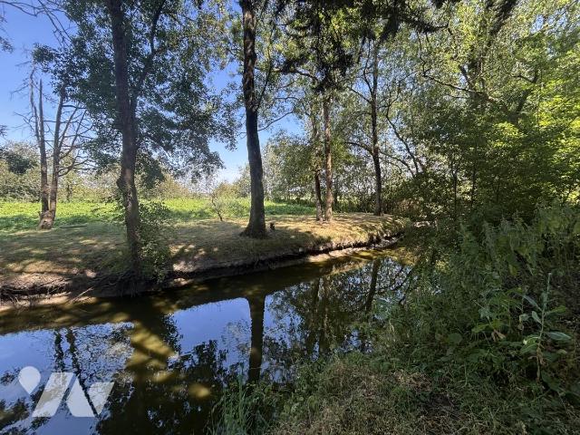 Terrain 730 m² · à Saint-Joachim · 730 m² · 68 000 €