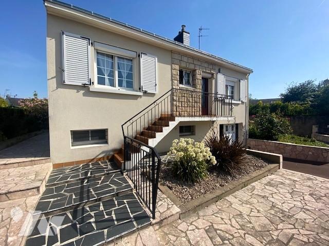 Maison 5 pièces 70 m² · à Saint-Étienne-de-Montluc · 70 m² · 230 000 €
