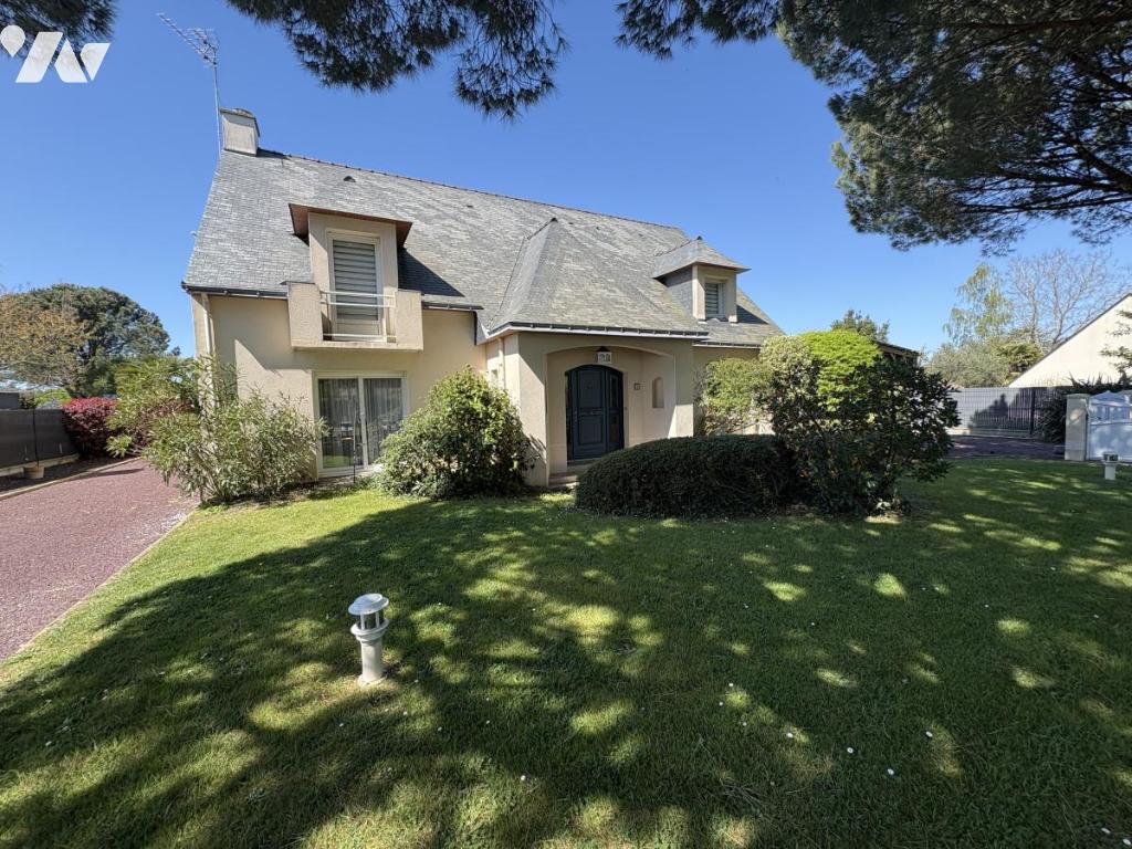 Maison 6 pièces 220 m² · à Missillac · 220 m² · 475 000 €