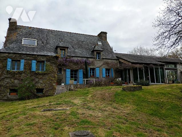 Maison 8 pièces 174 m² · à Saint-Étienne-de-Montluc · 174,3 m² · 590 000 €