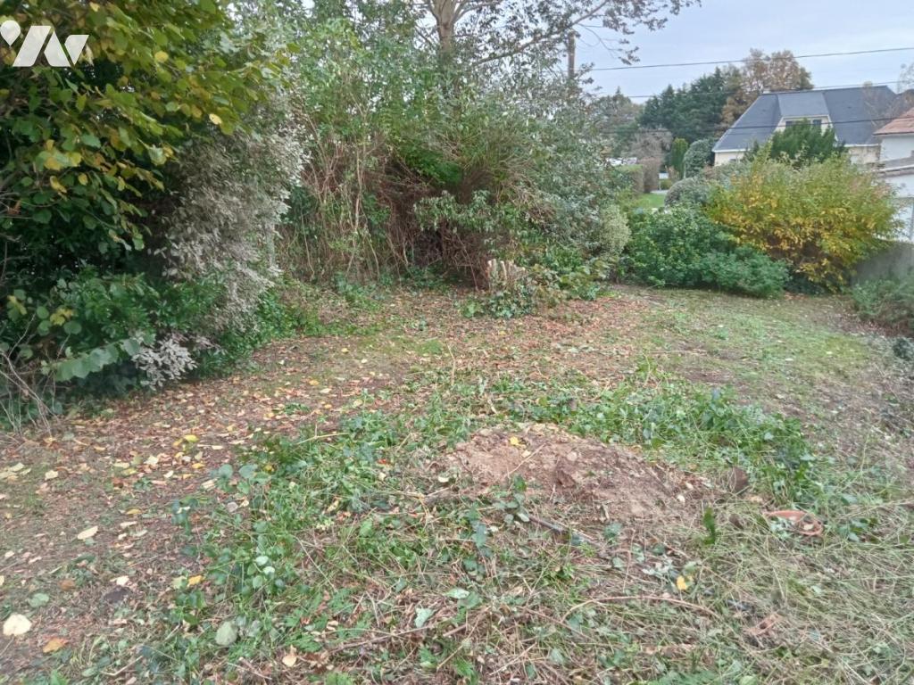 Terrain 281 m² · à Couëron · 281 m² · 105 000 €