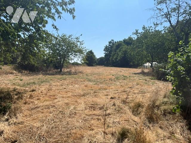 Terrain 2783 m² · à Saint-Gildas-des-Bois · 2 783 m² · 45 000 €