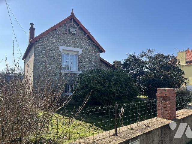 Maison 3 pièces 101 m² · à Chapelle-Launay · 101,4 m² · 250 000 €