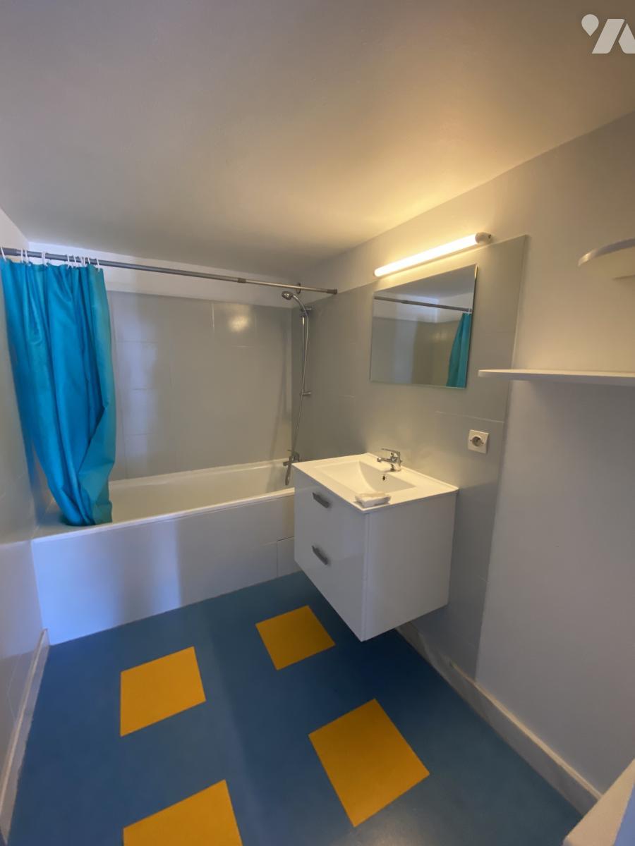 LOCATION appartement-MALVILLE (44)