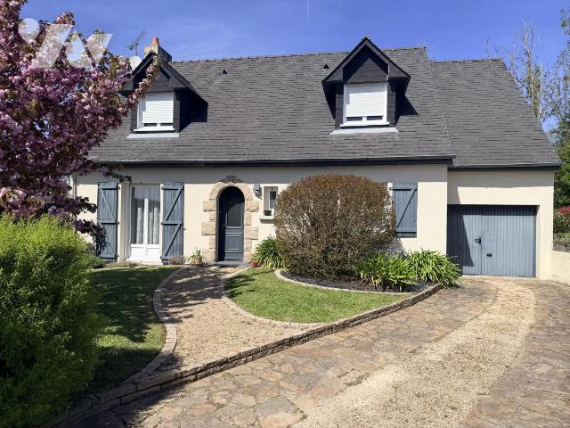 Maison 6 pièces 126 m² · à Chapelle-Launay · 126 m² · 330 000 €