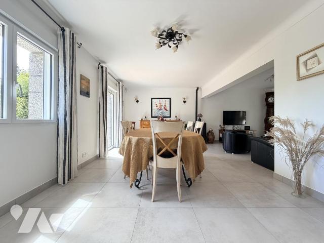Maison 6 pièces 143 m² · à Savenay · 142,8 m² · 350 000 €