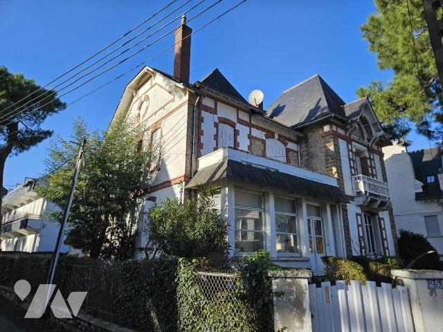 Vente - Maison / villa - LA BAULE ESCOUBLAC - 229 m² - 8 pièces - 44115-1411