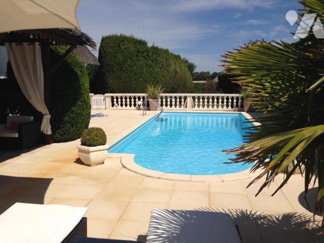 Maison 6 pièces 170 m² · à Saint-Lyphard · 170 m² · 550 000 €