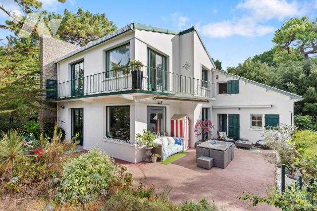 Vente - Maison / villa - LA BAULE ESCOUBLAC - 171 m² - 5 pièces - 44117-2253