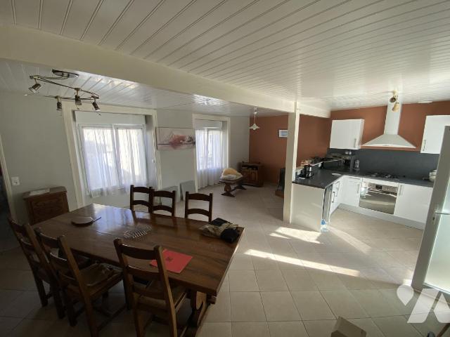 Maison 2 pièces 57 m² · à Turballe · 56,6 m² · 220 000 €