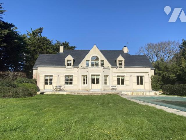 Maison 7 pièces 275 m² · à Guérande · 274,9 m² · 1 105 770 €