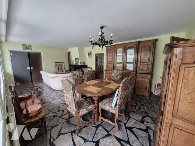 Maison 10 pièces 217 m² · à Basse-Goulaine · 217 m² · 479 040 €