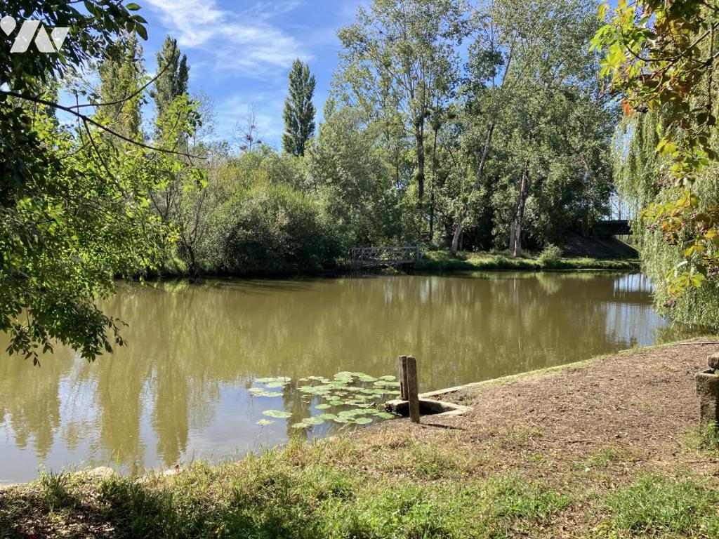 Maison 7 pièces 151 m² · à Port-Saint-Père · 151 m² · 338 000 €