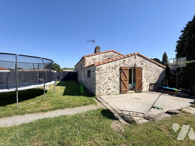 Maison 3 pièces 63 m² · à Saint-Hilaire-de-Chaléons · 62,7 m² · 210 000 €