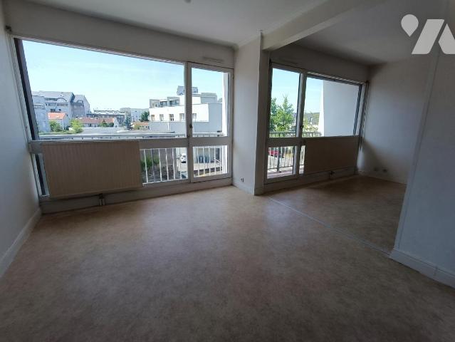 Appartement 4 pièces 81 m² · à Rezé · 81,4 m² · 165 000 €