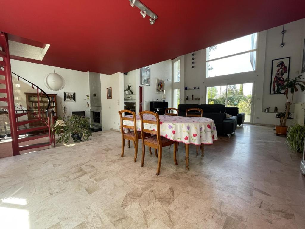 VENTE maison-BOUGUENAIS (44)