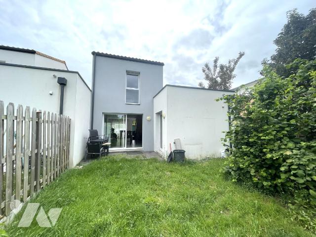 Maison 4 pièces 81 m² · à Rezé · 80,7 m² · 280 000 €