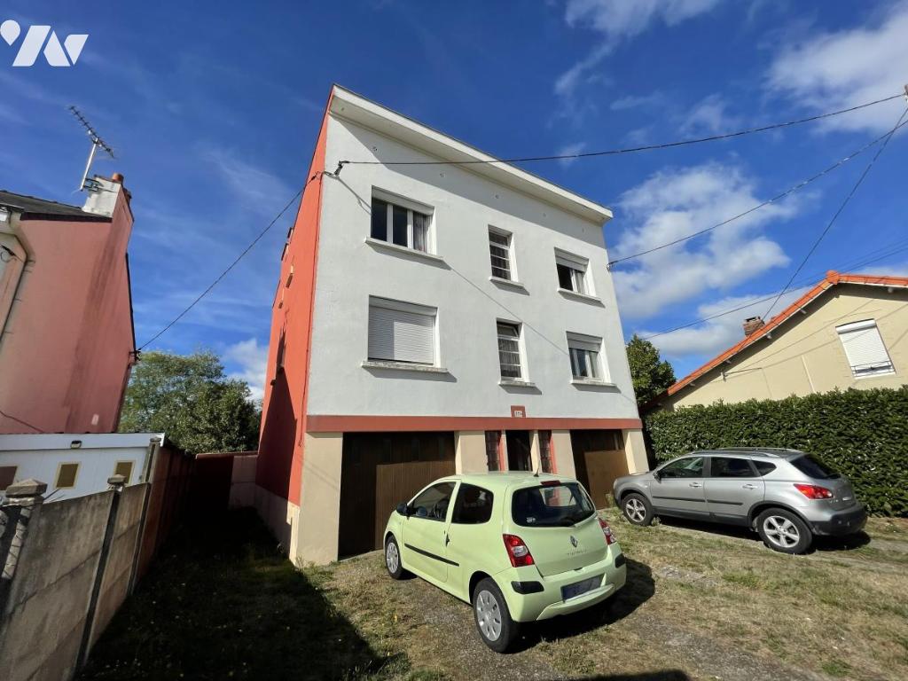 Appartement 3 pièces 73 m² · à Rezé · 72,8 m² · 180 000 €