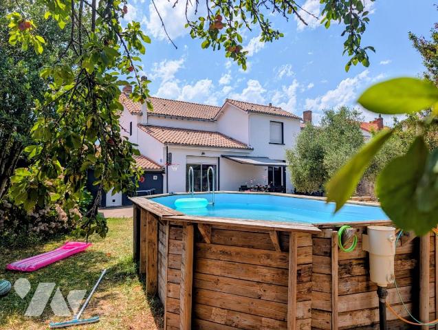 Maison 7 pièces 177 m² · à Aigrefeuille-sur-Maine · 176,6 m² · 350 000 €