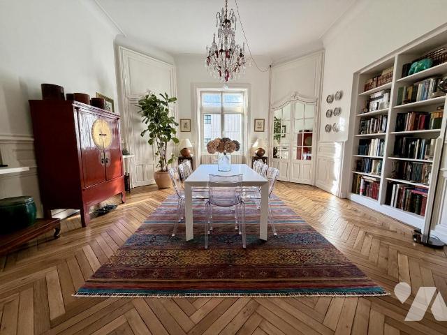 Appartement 5 pièces 168 m² · à Nantes · 168,4 m² · 650 000 €