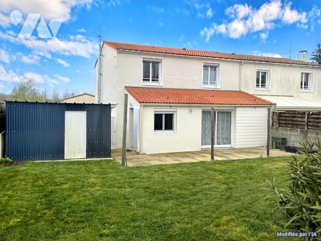 Maison 5 pièces 120 m² · à Legé · 119,6 m² · 228 000 €