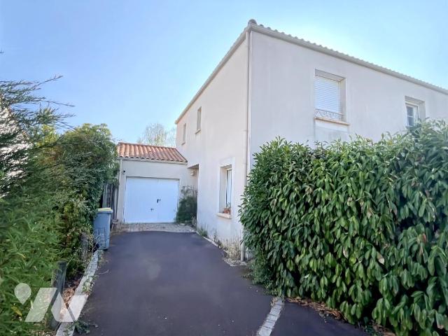 Maison 6 pièces 148 m² · à Les Sorinières · 147,6 m² · 440 000 €