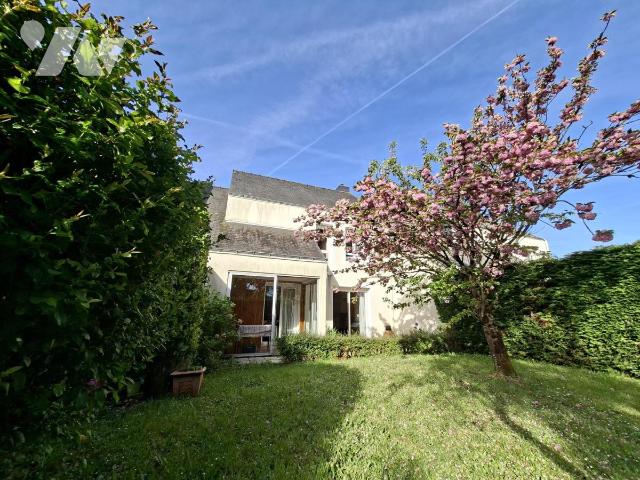 Maison 6 pièces 102 m² · à Sainte-Luce-sur-Loire · 102 m² · 285 000 €