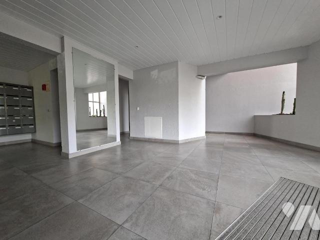 Appartement 5 pièces 107 m² · à Nantes · 106,8 m² · 230 000 €