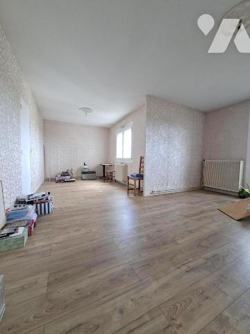 Appartement 5 pièces 107 m² · à Nantes · 106,8 m² · 230 000 €
