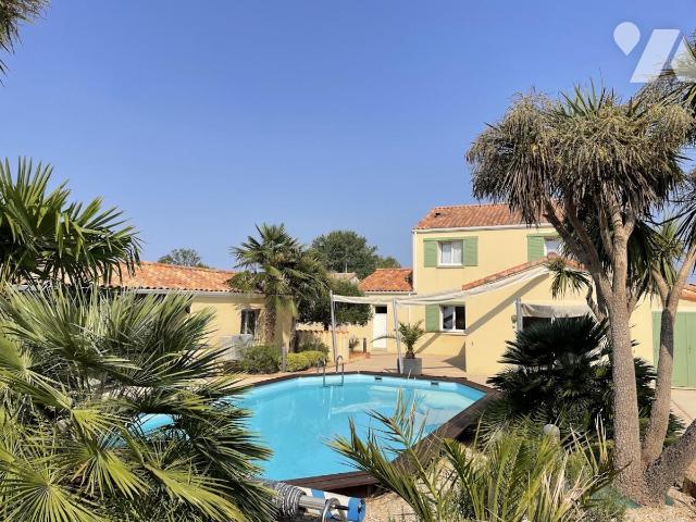 Maison 6 pièces 200 m² · à Frossay · 199,9 m² · 480 000 €