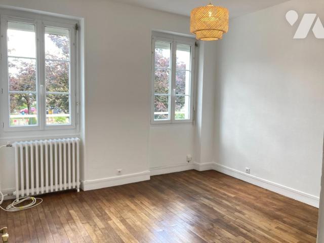 Appartement 2 pièces 50 m² · à Orléans · 49,9 m² · 557 €