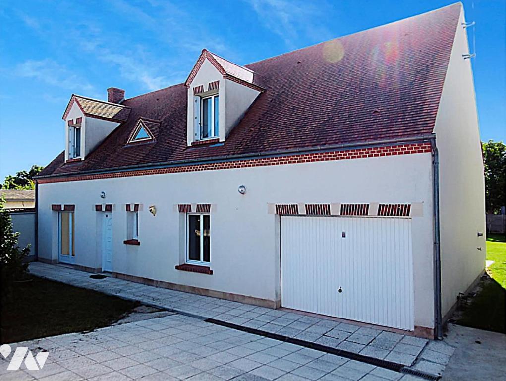 VENTE maison-LA CHAPELLE ST MESMIN (45)