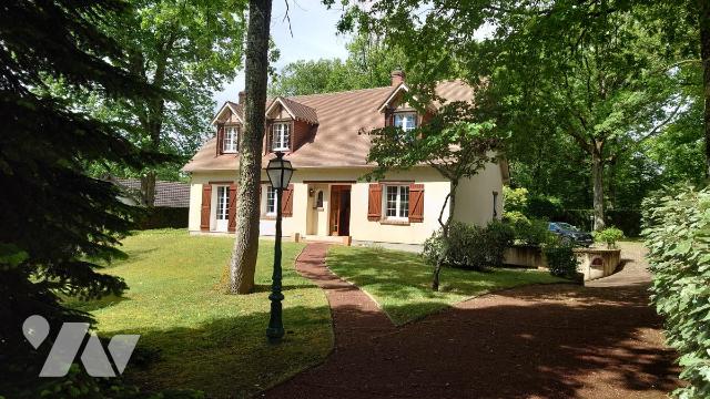 Maison 5 pièces 160 m² · à Boismorand · 160 m² · 250 000 €